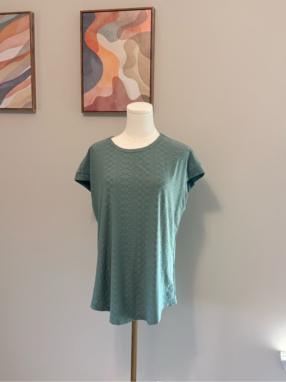 Amazon Women's Sage Green Short Sleeve Textured Eyelet Cap Sleeve Tee
